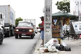 The abreu e lima refinery is under construction at the suape industrial port complex in the state of pernambuco, brazil. Centro De Abreu E Lima Em Meio Ao Lixo Acumulado E Prefeitura Segue Sem Previsao De Pagamento A Funcionarios Local Diario De Pernambuco