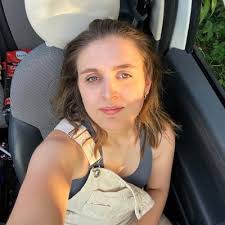 Sally Sutherland (@hogarth_susie)