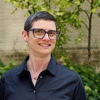 Kelly Holbert's Instagram, Twitter & Facebook