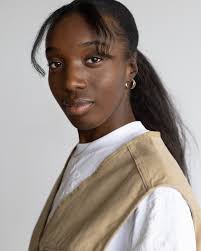 🎶 Rencontrez Céline Richard Robichon et ses interprètes exceptionnel·les  🖤 📍imagé, en salle le 8 et 9 novembre À la croisée du street dance et de  la création contemporaine, @ezeec façonne un