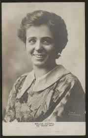 Maude Adams As Peter Pan Ever Heard Of A Peter Pan Collar Behold The Source Of The Fashion Hit Maude Adams Peter Pan Beauty Is Fleeting