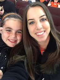 Lauren Mooney (@laurenmooney33)