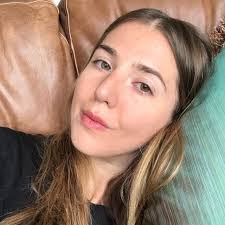 Jill Meltzer's Instagram, Twitter & Facebook