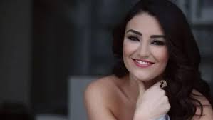 Halk müziği sanatçısı sevcan orhan'ın renkli sunumuyla ekranlara gelen programda amasra'nın en bilinen yemeklerinden yöresel kaydırma. Sevcan Orhan Kimdir Sevcan Orhan Kac Yasinda Hayat Hikayesi Magazin Haberleri
