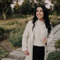 100+ "Tania De" profiles