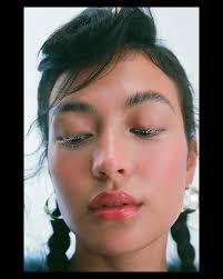 Hot and Cold” with @zoekimbutcher