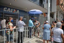 Nossa família tinha uma vida muito modesta, porque o jornalismo é uma. Agencias Da Caixa No Recife Registram Movimentacao Tranquila Apos Aglomeracoes Folha Pe