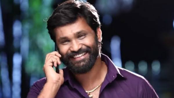 Image result for ayutha ezhuthu serial hero"