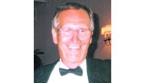 Chris Pinto's Instagram, Twitter & Facebook