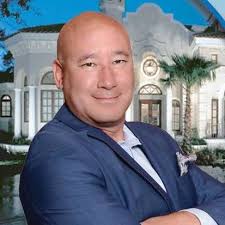 Dennis Laughlin's Instagram, Twitter & Facebook