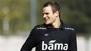 Egil roger olsen (born 22 april 1942), nicknamed drillo, is a norwegian football manager and former footballer. Drillo Tulleforslag