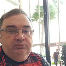 goldofigueira Este foi um golaço, o cara lança todos sai para deixar os  jagadores do furacão em empedimento o cara nota e sai correndo pega bola da  um balaozinho no goleiro e