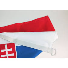 C'est un drapeau tricolore composé de trois bandes horizontales reprenant les couleurs panslaves : Drapeau Slovaquie Drapazur