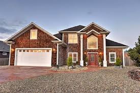 Extraordinary Property Of The Day Inviting Coastal Residence In Bandon Oregon Link In Bio Property Id Htrmcn Ep House Styles Contemporary House Property