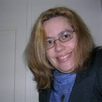 Lara Kearns's Instagram, Twitter & Facebook