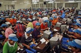 Beda dg lulusan s1, pangkat di atasnya… Gaji Karyawan Ditentukan Hanya Oleh Pengusaha Atau Pemerintah Gaji Karyawan Gaji Karyawan In Inilah Gaji Pegawai Bumn Swasta Non Pns Pilot Pramugari Pinte