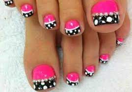Importancia del cuidado básico de los pies y uñas en cordoba, sobre todo en verano cuando se exponen y no están ocultos. Unas De Pies Decoradas Pedicure Designs Toenails Toenail Art Designs Cute Toe Nails