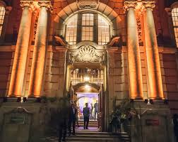 Amazing gallery of interior design and decorating ideas of dining rooms by elite interior designers. The Dining Room Im Fraser Suites Hotel Hamburg Hamburg Kulinarisch