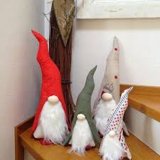 Wichtel Basteln Leichte Anleitungen Und Originelle Ideen Fur Last Minute Weihnachtsdeko Wichtel Basteln Weihnachtsbasteln Weihnachtswichtel