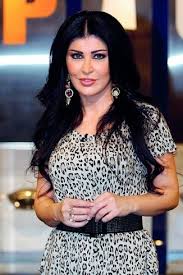جومانا مراد ردت مجدداً على الانتقادات التي تعرضت لها مؤخراً بسبب صورها مع صديقتها الفنانة سوزان نجم الدين بعد وفاة ابنتها، وهو ما جعل البعض ينتقدها لتجاوزها أحزانها على ابنتها بعد أشهر من وفاتها. Ø£Ø­Ø¯Ø« ØµÙˆØ±Ø© Ù„Ø¬ÙˆÙ…Ø§Ù†Ø§ Ù…Ø±Ø§Ø¯ Ø¨Ø¹Ø¯ ØºÙŠØ§Ø¨ Ø·ÙˆÙŠÙ„ ÙˆØªØºÙŠØ± Ù‡Ø§Ø¦Ù„ ÙÙŠ Ù…Ù„Ø§Ù…Ø­Ù‡Ø§ Ù…Ø¬Ù„Ø© Ù‡ÙŠ