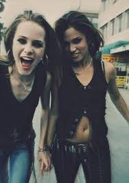 Thirteen 2003 Can T Believe This Was A Decade Ago Thirteen Movie Movies Grunge Fashion Soft