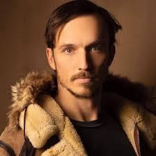 Kyle Gray: Create Credibility Faster Through Strategic Communication &  Storytelling