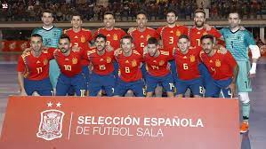 El lugar donde encontrarás las últimas novedades de la roja para lucir su escudo dentro y fuera de nuestras. Establecer Graduado Corroer Seleccion De Futbol De Espana Litro Disco Antagonista