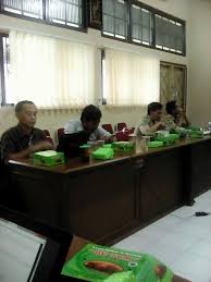 Smk negeri 6 surakarta status : Sipkur Implementasi Dan Pelatihan Sipkur 2013 Untuk Facebook