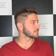 allan.martinelli optou por um corte curtinho e moderno. 💇🏻‍♂️ By  @toshi.oka_ #studiohirose_gv #hairstyle #menstyle #cortedecabelomasculino  #salaodebeleza #cabelos #salaonagranjaviana #granjaviana @ Studio Hirose