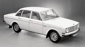 Voiture De Collection Volvo 144 Berline Premium Volvo Car France Voitures De Collection Triumph Voiture Voiture