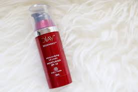 An Ace All-Rounder Moisturiser That Is Olay's Regenerist Micro Sculpting UV  Cream - Beautyholics Anonymous