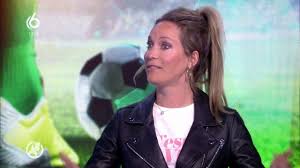Wilfred, johan en rené zijn de komende weken dagelijks te zien met de. Helene Hendriks In Leather Jacket Youtube