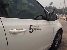 Dinding kereta dekat bahagian pintu ada garisan minyak. Pemilik Volkswagen Berhimpun Luah Rasa Tidak Puas Hati Funtasticko Net