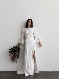 Pilar Dress In Heavy French Silk Crepe Lena Medoyeff Bridal Portland Oregon Photography By Benj Minimalist Wedding Dresses Dresses Bohemian Style Gown
