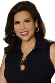 Reyna Johnston's Instagram, Twitter & Facebook