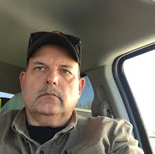 Alright guys…looking for advice. We have an Artex SBX800 manure spreader  and I'm stuck trying to figure out whether I get a larger skidloader to  load it (current machine John Deere 320D)