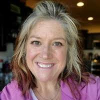 Celia Carrier's Instagram, Twitter & Facebook