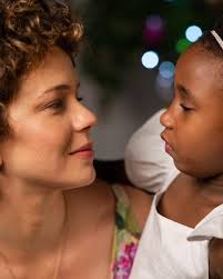 Leandra Leal comemora 10 anos da filha Julia: 'Me fez mãe'