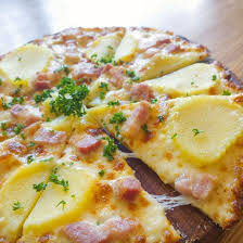 Pizza Pommes De Terre Lardons Recette Pizza Pomme De Terre Pomme De Terre Lardon Pomme De Terre