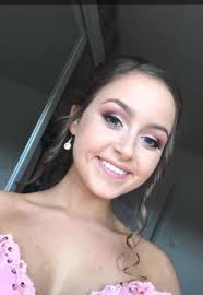 Best of Luck to Katelyn McBrearty who will be representing Harbour Bar  Killybegs tonight at @Queen of the fleet. Good luck to all the lovely  Ladies. 👸🏻🚤 Killybegs Festivals and Events.