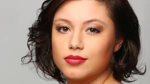 Alles was zählt": Julia Augustin verlässt nach 15 Jahren die Serie