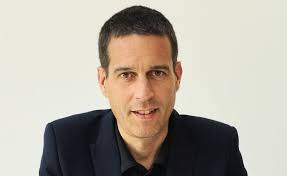 Andy Maddock's Instagram, Twitter & Facebook