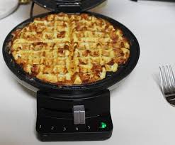 A stylish, sleek take on the classic kitchen appliance, it also has handy features, like a regulating thermostat and dual indicator lights that let you know when your waffle is ready to bake and eat. Cuisinart Round Classic Brushed Stainless Waffle Maker Walmart Com Walmart Com