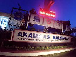 Akamigas takjil geratis depan kampus 1 akamigas balongan @info_akamigas @bemakamigas @permatekab @himafisa @imhatep_akamgas. Kulalui Jalan Yg Panjang Akademi Minyak Dan Gas Balongan Facebook