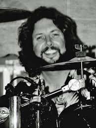 The Connecticut Hurricanes Drum and Bugle Corps is saddened to report the  passing of Robert "Bobby" Glovna late yesterday afternoon after a long  battle with Lou Gehrig's Disease. Bob Glovna began his