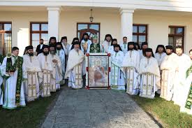Mărturisitorii creștini anticomunișto au transformat închisoarea în biserică și temnița în altar, a subliniat mesaj de solidaritate al arhiepiscopului romanului și bacăului:catedrala mitropolitană din iași, o redută strașnic păzită de forțe militare. Catedrala ArhiepiscopalÄ Din Roman Si A Cinstit Ocrotitoarea Doxologia