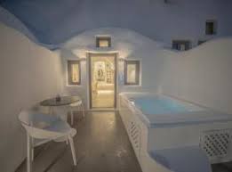 You would instead request a courtesy hold, which waives the requirement to pay a deposit at the time of booking despite the hotel keeping the room available for you until the day of your arrival. The 10 Best Santorini Hotels Where To Stay On Santorini Greece
