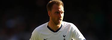 Dänemarks christian eriksen bricht auf dem platz zusammen. Christian Eriksen Will Unbedingt Zu Inter Mailand Wechseln