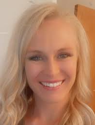 9 candidates for school board