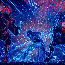 Photo Edit The Hunter Brings Forth His Arcstrider Into The Light Steemit Destiny Game Destiny Hunter Photo Editing